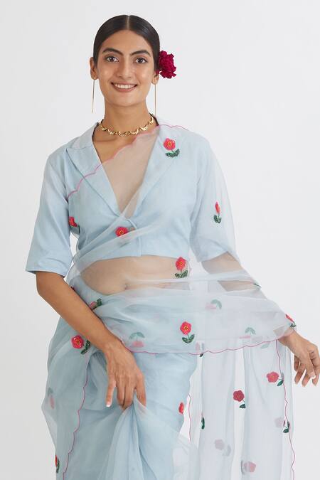 Peeli Dori_Blue Silk Organza Embroidery V Neck Saree With Blouse _at_Aza_Fashions