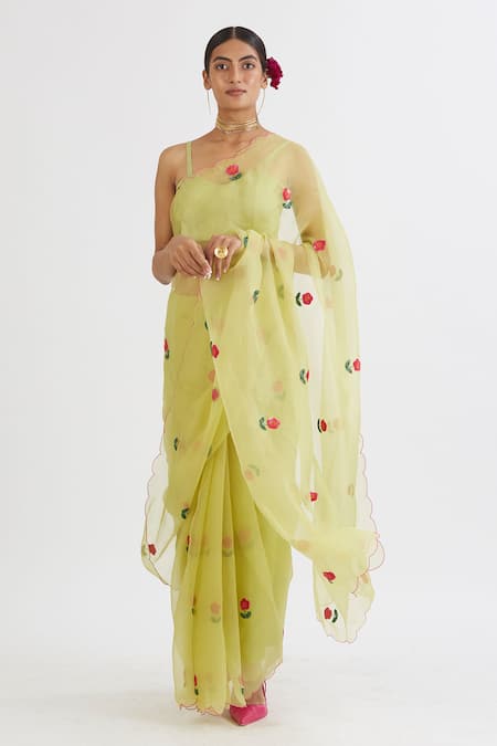 Peeli Dori Embroidered Saree With Blouse 