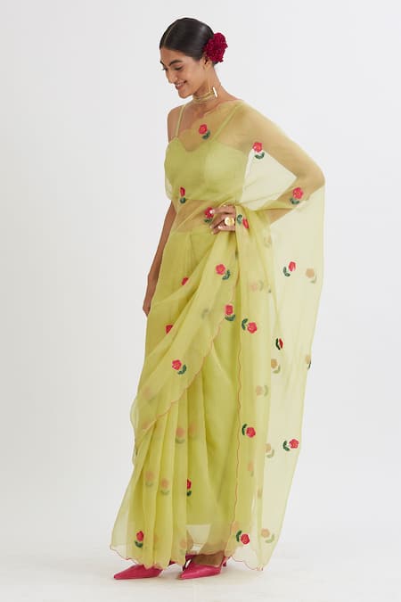 Buy_Peeli Dori_Green Silk Organza Sweetheart Neck Embroidered Saree With Blouse _Online_at_Aza_Fashions