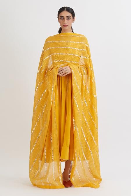 Peeli Dori Yellow Rose Cotton Embroidery V Neck Gota Anarkali With Dupatta Online at Aza Fashions Peeli Dori_Yellow Rose Cotton Embroidery V Neck Gota Anarkali With Dupatta _Online_at_Aza_Fashions