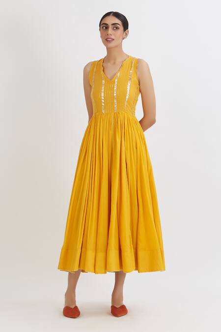 Shop Peeli Dori Yellow Rose Cotton Embroidery V Neck Gota Anarkali With Dupatta Online at Aza Fashions Shop_Peeli Dori_Yellow Rose Cotton Embroidery V Neck Gota Anarkali With Dupatta _Online_at_Aza_Fashions