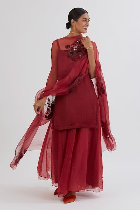 Buy_Peeli Dori_Maroon Kurta Silk Embroidery Sweetheart Neck Straight And Sharara Set _Online_at_Aza_Fashions