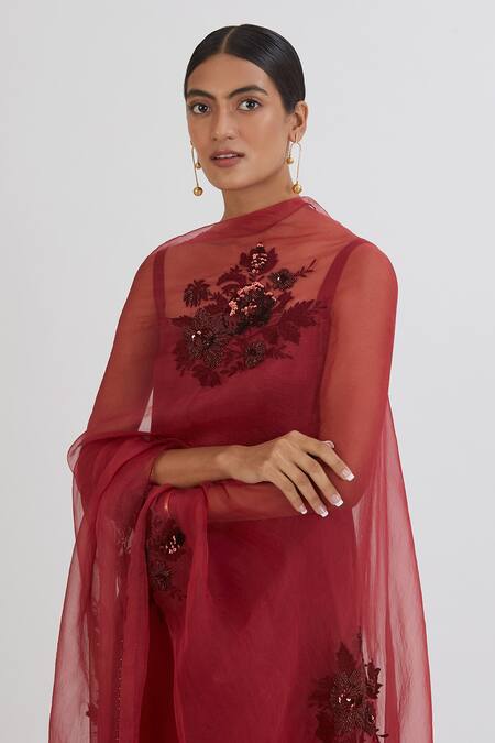 Peeli Dori_Maroon Kurta Silk Embroidery Sweetheart Neck Straight And Sharara Set _at_Aza_Fashions