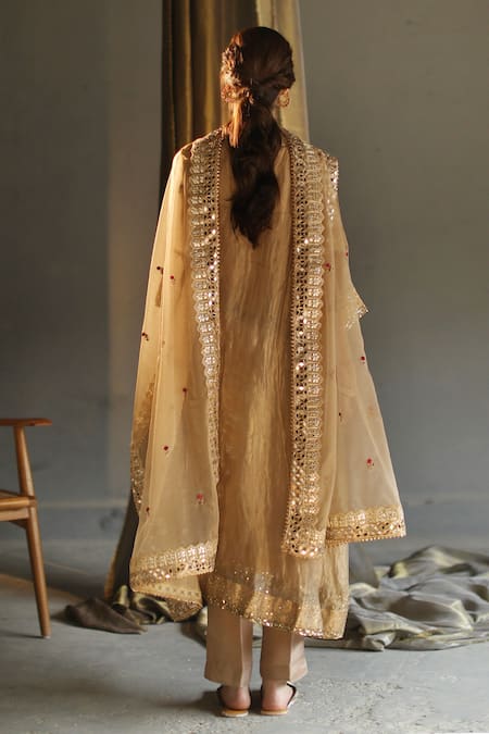 Shop_Begum_Beige Kurta And Pant Chanderi Dupatta Organza Inner Mulmul Embroidery V Set _at_Aza_Fashions