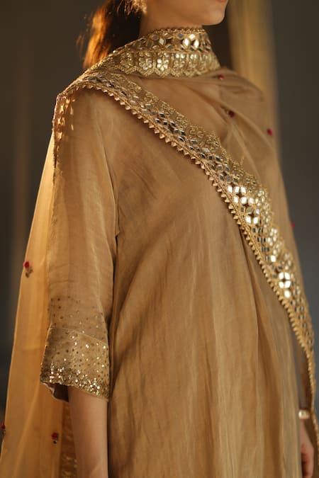 Shop_Begum_Beige Kurta And Pant Chanderi Dupatta Organza Inner Mulmul Embroidery V Set _Online_at_Aza_Fashions