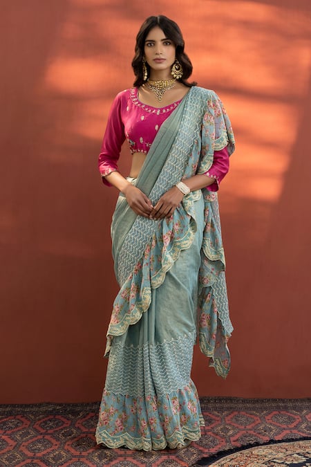 Tips For Wearing A Saree In A Chic And Contemporary Way - Fabriclore