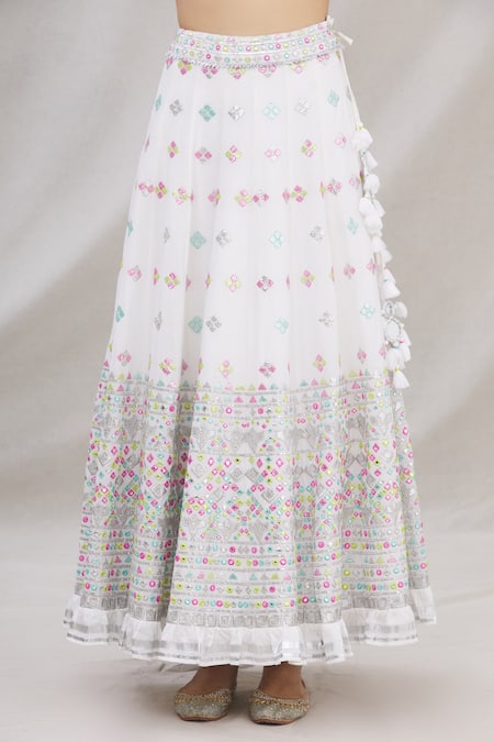 Shop_Gopi Vaid_White Blouse And Lehenga Cotton Silk Dupatta Organza Embroidered Bridal Set _Online_at_Aza_Fashions