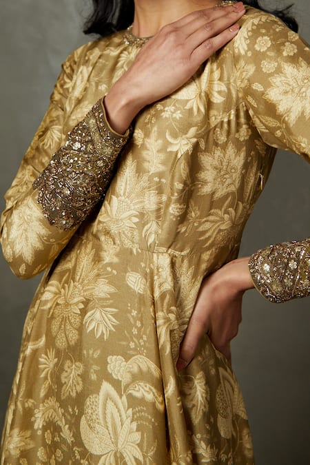 RI.Ritu Kumar Green Silk Embroidery Round Neck Ananya Floral Print And Gown at Aza Fashions RI.Ritu Kumar_Green Silk Embroidery Round Neck Ananya Floral Print And Gown _at_Aza_Fashions