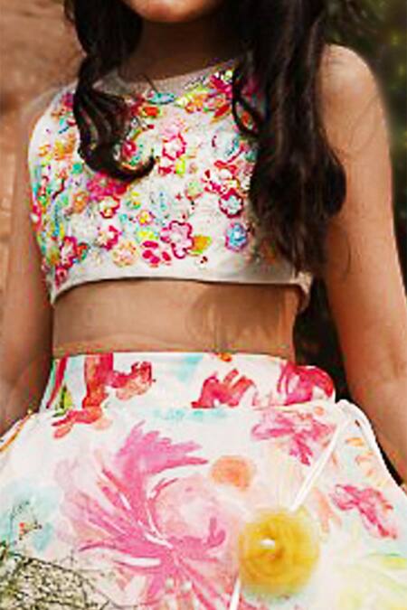 Panchhi By Kanupriya Tibrewala_White Silk Organza, Chiffon Embroidery, Tassels Phool Print Lehenga Set _Online_at_Aza_Fashions