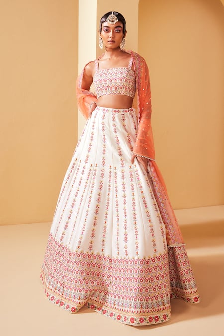 Gorgeous lehengas that will make your summer wedding affairs perfect