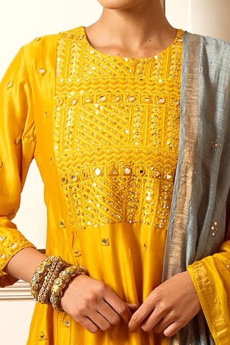 Loka By Veerali Raveshia_Yellow Chanderi Silk, Tussar Silk, Cotton Mul Sequin, Anarkali Sharara Set _Online_at_Aza_Fashions