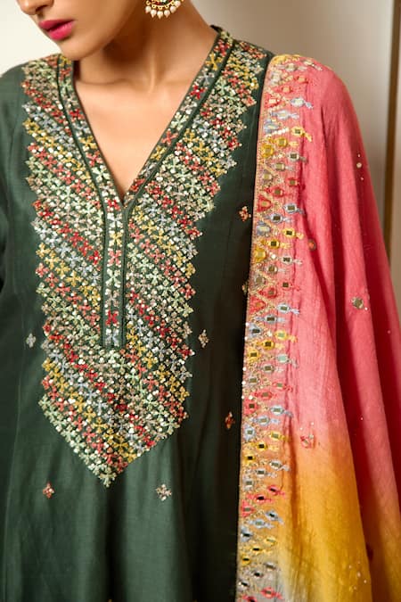 Loka By Veerali Raveshia_Green Chanderi Silk, Tussar Silk, Cotton Mul Mirror, Flared Kurta Sharara Set _Online_at_Aza_Fashions