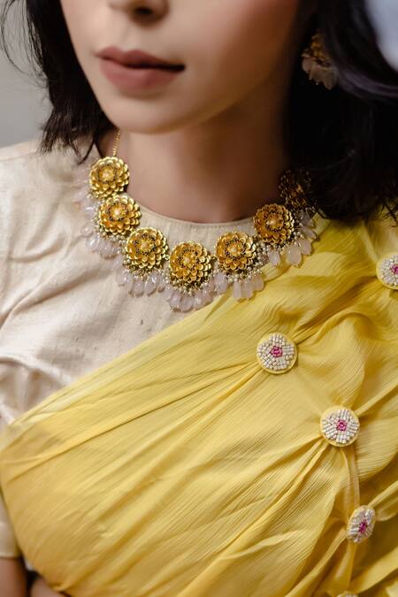 Hyperbole Stone Drop Floral Necklace 