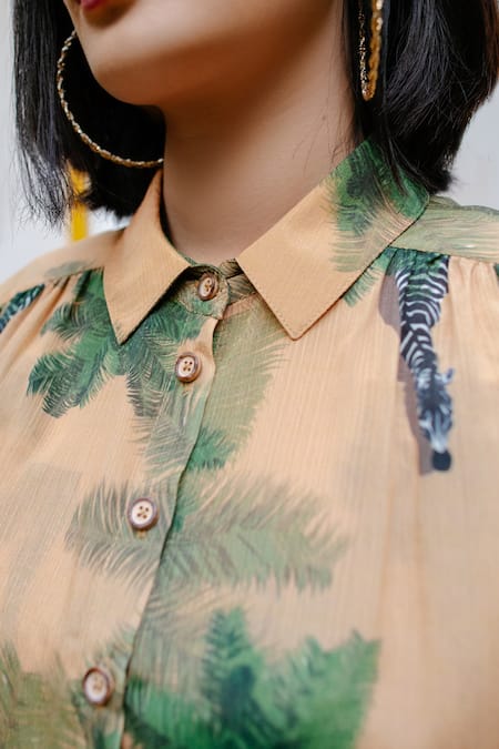 House Of Fett Beige Viscose Chiffon Crop Top Squareshirt Collar Kruger Printed Co-ord Set at Aza Fashions House Of Fett_Beige Viscose Chiffon Crop Top Squareshirt Collar Kruger Printed Co-ord Set _at_Aza_Fashions