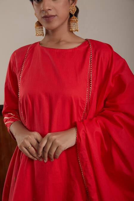 Kefi Collections_Red Cotton Gota Patti, Embroidery Round Hibiscus Asymmetric Kurta Palazzo Set_Online_at_Aza_Fashions