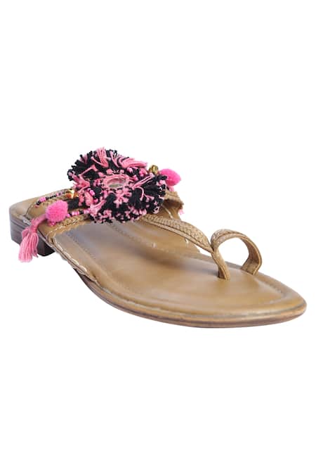 Shop 5elements Brown Embellished Kolhapuri Sandals at Aza Fashions Shop_5elements_Brown Embellished Kolhapuri Sandals _at_Aza_Fashions