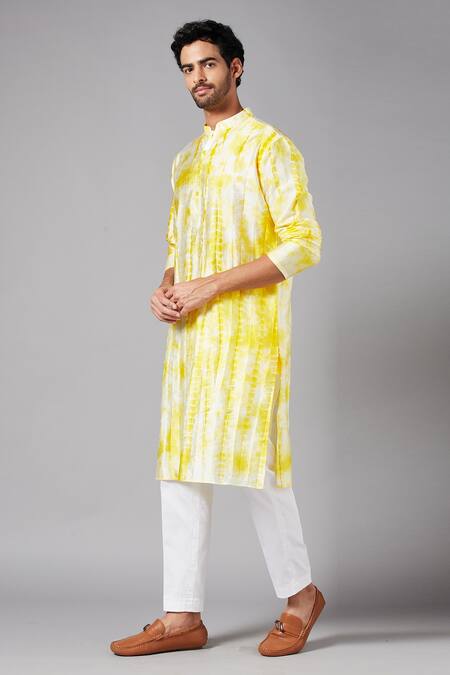 Buy Hilo Design Yellow Semi Raw Silk Tie Dye Tintlo Kurta Online at Aza Fashions Buy_Hilo Design_Yellow Semi Raw Silk Tie Dye Tintlo Kurta _Online_at_Aza_Fashions