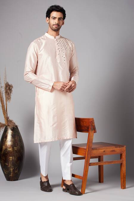 Hilo Design Peach Dupion Mirror Rooyi Embroidered Kurta Online at Aza Fashions Hilo Design_Peach Dupion Mirror Rooyi Embroidered Kurta _Online_at_Aza_Fashions