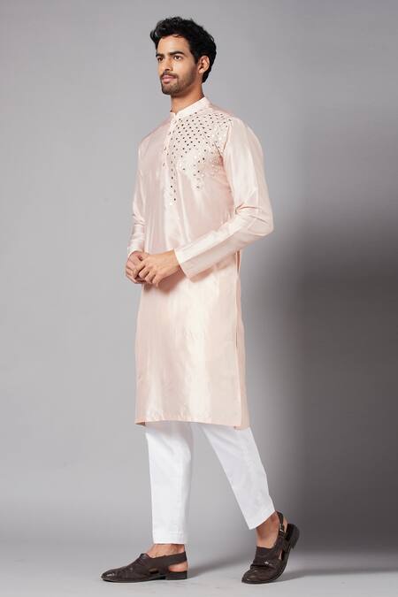Shop Hilo Design Peach Dupion Mirror Rooyi Embroidered Kurta Online at Aza Fashions Shop_Hilo Design_Peach Dupion Mirror Rooyi Embroidered Kurta _Online_at_Aza_Fashions