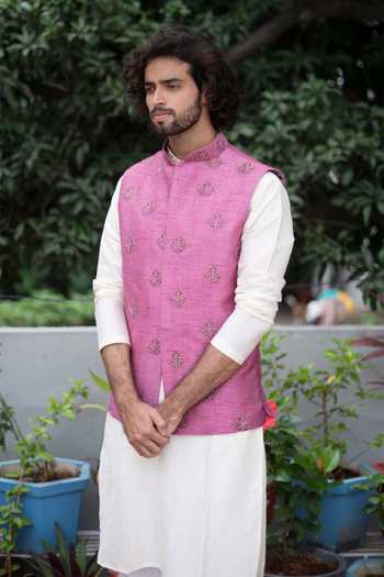 Hilo Design Floral Embroidered Bundi & Kurta Set