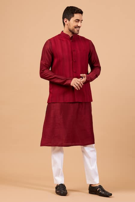 Hilo Design Mastripes Jacquard Bundi & Kurta Set 