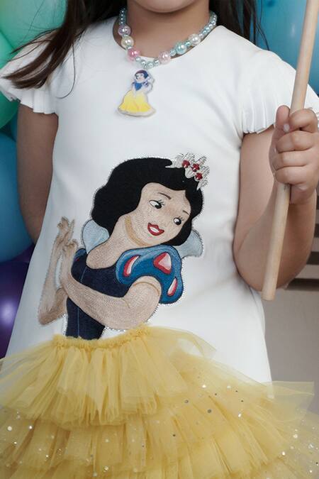 Buy_Hoity Moppet_White Tulle, Crepe Fringe Snow Embroidered Dress _Online_at_Aza_Fashions