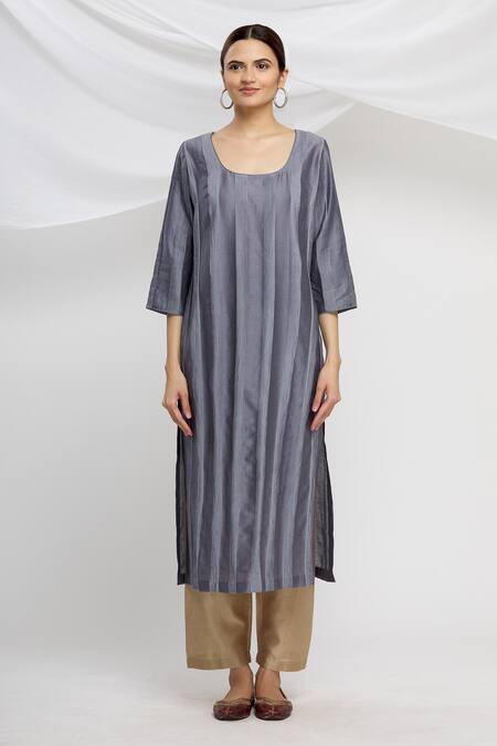 Huemn_Grey Organza, Chanderi U Neck Pintuck Kurta Set_Online_at_Aza_Fashions