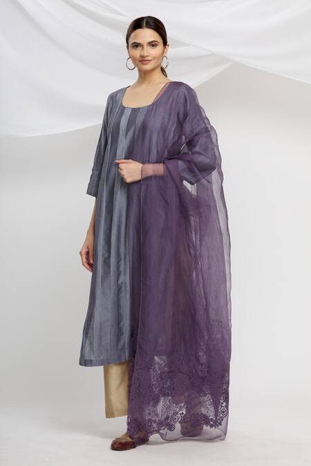 Buy_Huemn_Grey Organza, Chanderi U Neck Pintuck Kurta Set_Online_at_Aza_Fashions