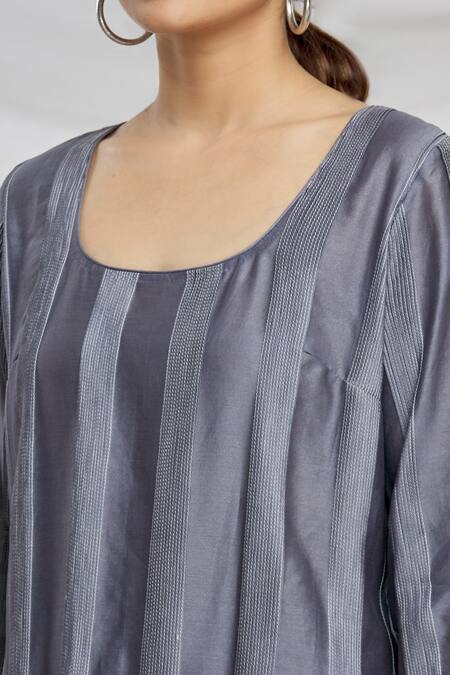Huemn_Grey Organza, Chanderi U Neck Pintuck Kurta Set_at_Aza_Fashions