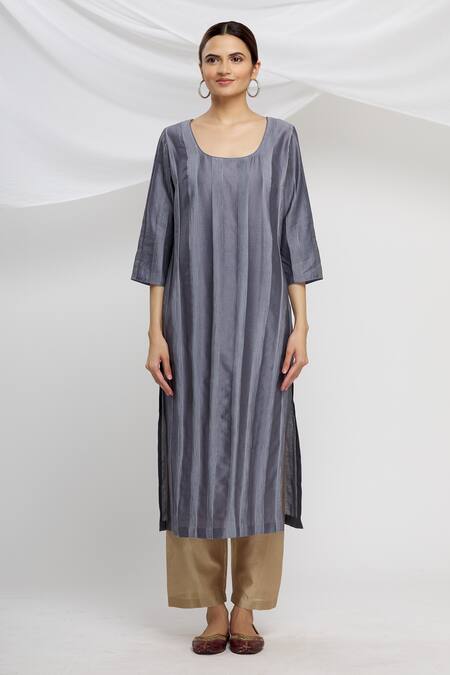 Huemn_Grey Organza, Chanderi U Neck Pintuck Kurta Set_Online_at_Aza_Fashions