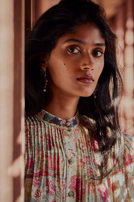 Hemant And Nandita_Green Rayon Crinkle Lurex Floral Mandarin Collar Motif Puff Sleeve Top_at_Aza_Fashions