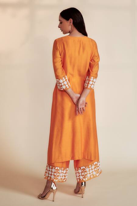 Shop House Of Pink Orange Organza, Chanderi Silk Pearl Work, Sequins Round Embroidered Kurta Set at Aza Fashions Shop_House Of Pink_Orange Organza, Chanderi Silk Pearl Work, Sequins Round Embroidered Kurta Set _at_Aza_Fashions