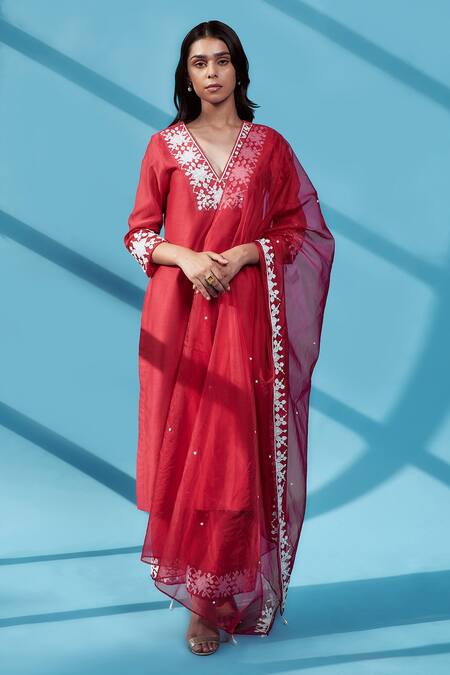 House Of Pink Red Organza, Chanderi Silk Cutdana, Pearl Work, Sequins V Embroidered Kurta Set Online at Aza Fashions House Of Pink_Red Organza, Chanderi Silk Cutdana, Pearl Work, Sequins V Embroidered Kurta Set_Online_at_Aza_Fashions