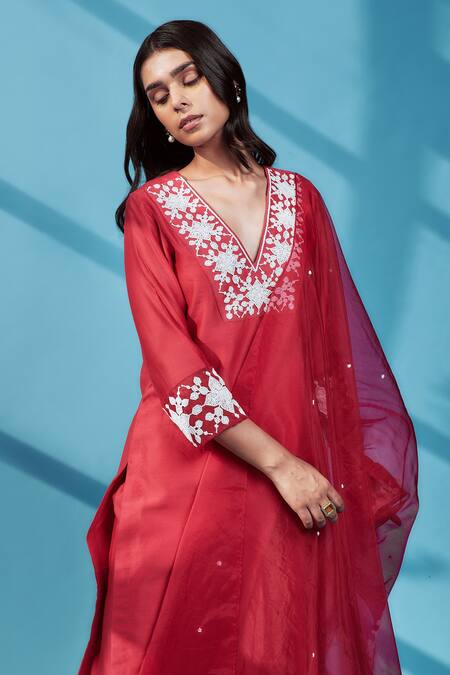 Shop House Of Pink Red Organza, Chanderi Silk Cutdana, Pearl Work, Sequins V Embroidered Kurta Set Online at Aza Fashions Shop_House Of Pink_Red Organza, Chanderi Silk Cutdana, Pearl Work, Sequins V Embroidered Kurta Set_Online_at_Aza_Fashions