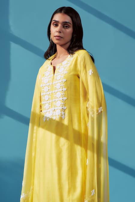 Shop_House Of Pink_Yellow Organza, Chanderi Silk Cutdana, Pearl Work, Sequins Embroidered Kurta Set_Online_at_Aza_Fashions