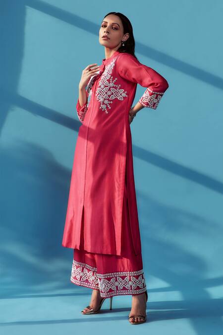 House Of Pink Pink Organza, Chanderi Silk Cutdana, Pearl Work, Sequins Embroidered Kurta Set Online at Aza Fashions House Of Pink_Pink Organza, Chanderi Silk Cutdana, Pearl Work, Sequins Embroidered Kurta Set _Online_at_Aza_Fashions
