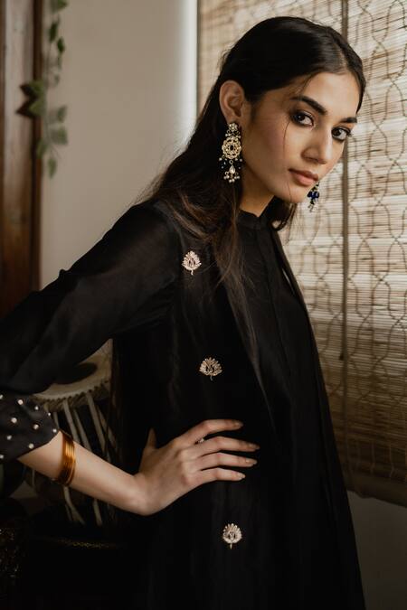 Shop_House Of Pink_Black Chanderi Kurta And Pant Set _Online_at_Aza_Fashions