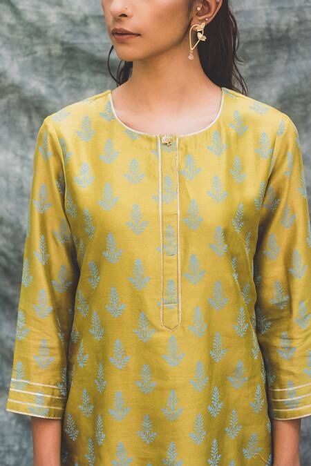 Shop House Of Pink Green Chanderi Kurta Set Online at Aza Fashions Shop_House Of Pink_Green Chanderi Kurta Set _Online_at_Aza_Fashions