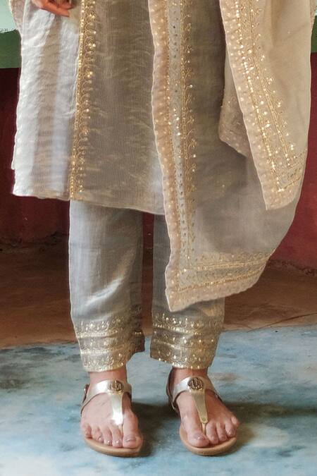 House Of Pink Grey Chanderi Round Embroidered Kurta Set at Aza Fashions House Of Pink_Grey Chanderi Round Embroidered Kurta Set _at_Aza_Fashions