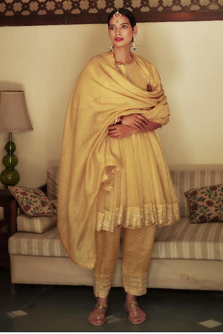 House Of Pink Yellow Chanderi Round Embroidered Anarkali Set Online at Aza Fashions House Of Pink_Yellow Chanderi Round Embroidered Anarkali Set _Online_at_Aza_Fashions