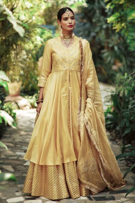 House Of Pink Yellow Chanderi U Neck Kurta Lehenga Set Online at Aza Fashions House Of Pink_Yellow Chanderi U Neck Kurta Lehenga Set _Online_at_Aza_Fashions