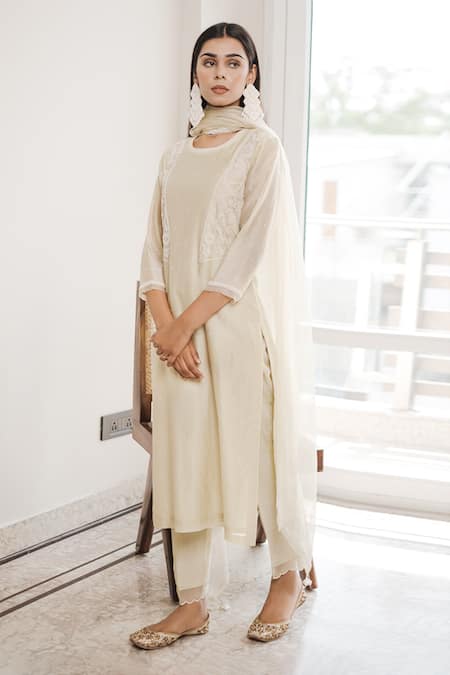 Shop House Of Pink Green Organza, Chanderi Round Kurta Set at Aza Fashions Shop_House Of Pink_Green Organza, Chanderi Round Kurta Set _at_Aza_Fashions