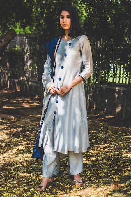 Shop House Of Pink Grey Chanderi Kurta Set at Aza Fashions Shop_House Of Pink_Grey Chanderi Kurta Set _at_Aza_Fashions