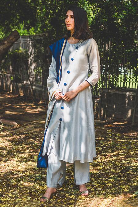 House Of Pink Grey Chanderi Kurta Set Online at Aza Fashions House Of Pink_Grey Chanderi Kurta Set _Online_at_Aza_Fashions