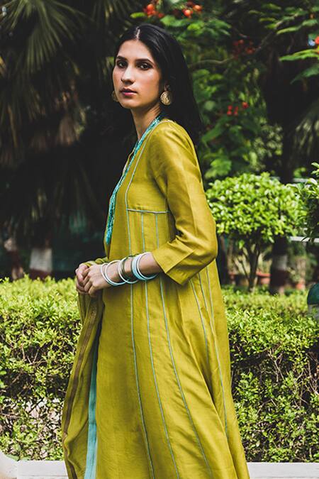 Buy House Of Pink Green Chanderi Kurta Set Online at Aza Fashions Buy_House Of Pink_Green Chanderi Kurta Set_Online_at_Aza_Fashions