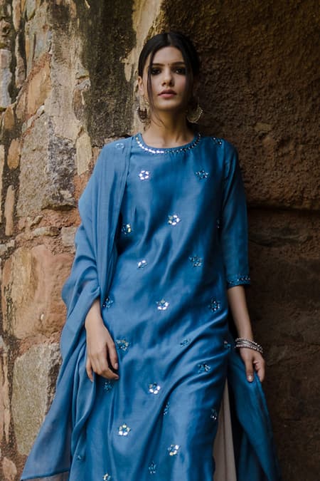 Buy House Of Pink Blue Chanderi, Crushed Cotton Kurta Set Online at Aza Fashions Buy_House Of Pink_Blue Chanderi, Crushed Cotton Kurta Set_Online_at_Aza_Fashions