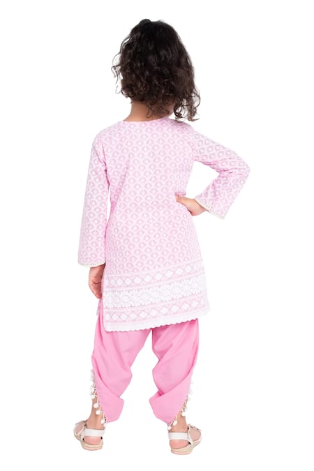 Neha Gursahani Lucknowi Kurta & Dhoti Pant Set 