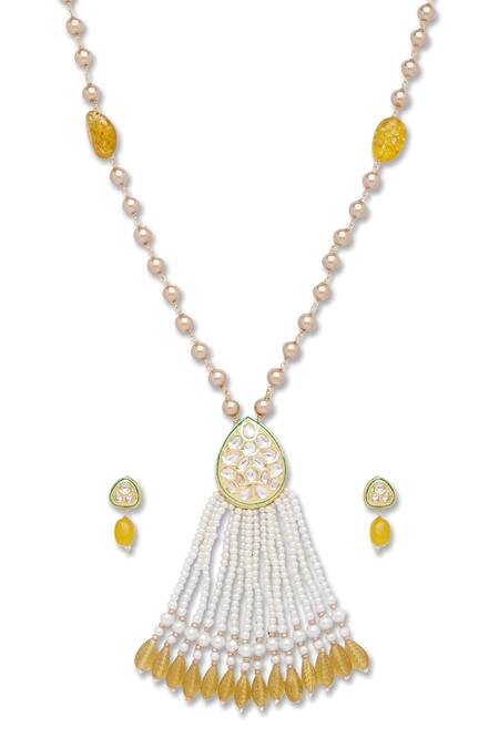 HRISHA Gold Plated Kundan Necklace Set Online at Aza Fashions HRISHA_Gold Plated Kundan Necklace Set_Online_at_Aza_Fashions