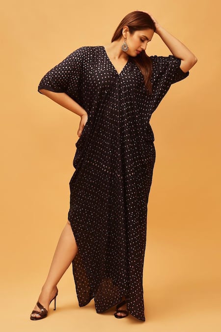 Pink City by Sarika Silk Bandhani Print Kaftan 