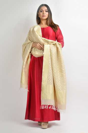 Shop_Suman Nathwani_Red Pure Silk Chanderi Anarkali Set_Online_at_Aza_Fashions